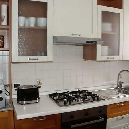 Panorama Apartment *
